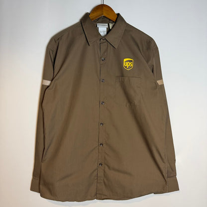 UPS ワークシャツ｜世界を運ぶ人たちのユニフォーム