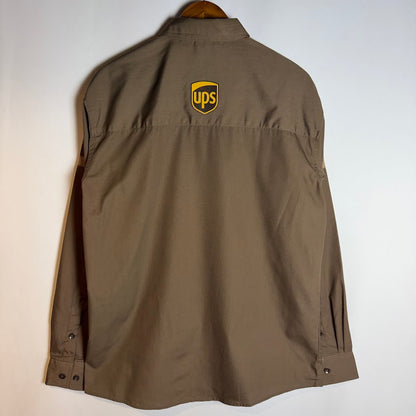 UPS ワークシャツ｜世界を運ぶ人たちのユニフォーム