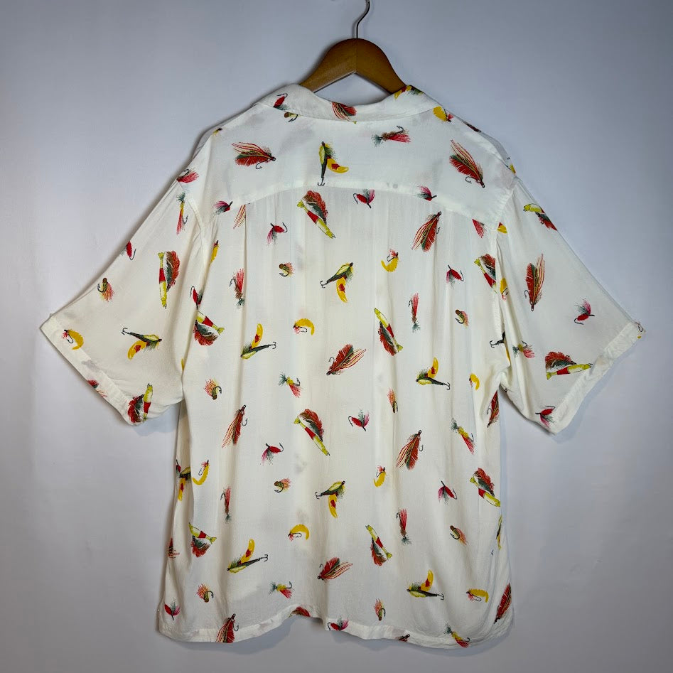 Kaluluwa Hawaiian Style ルアー総柄 レーヨン オープンカラーシャツ XL ホワイト 古着